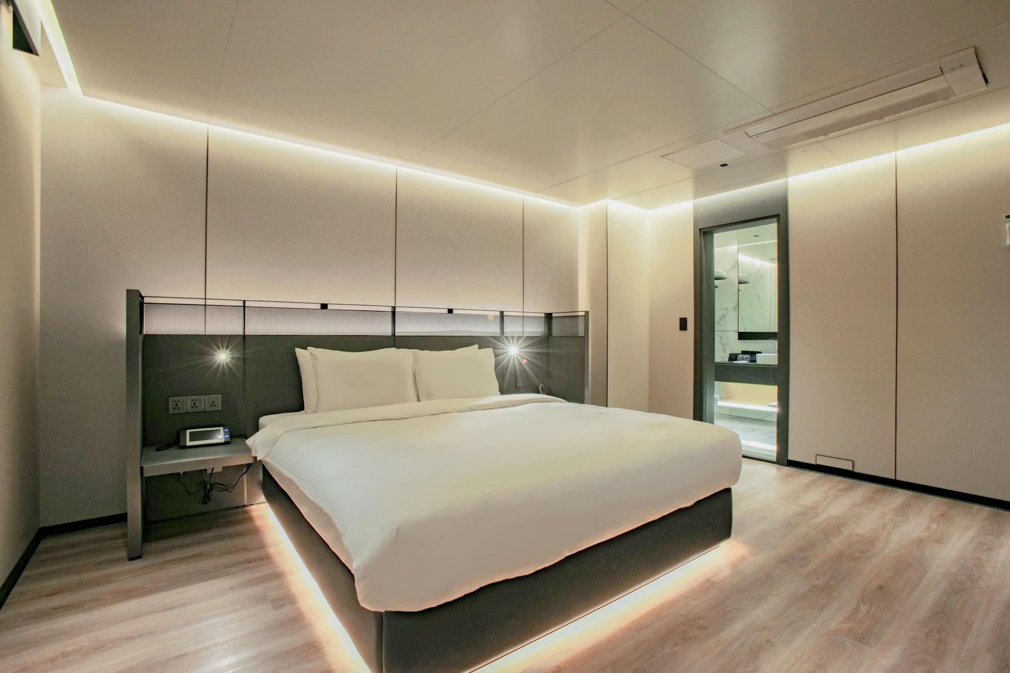 L&L City Hotel Jeju Extérieur photo